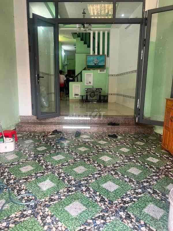 House 1 .2th floor Front on 26 Phước Long A near the intersection.