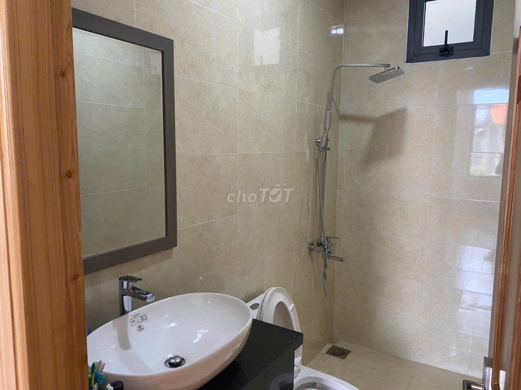 Rent a house on Liên Phường-- nice new house.