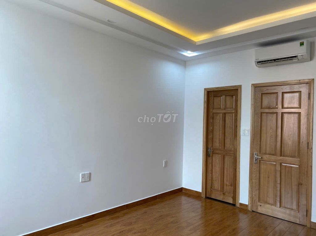 Rent a house on Liên Phường-- nice new house.