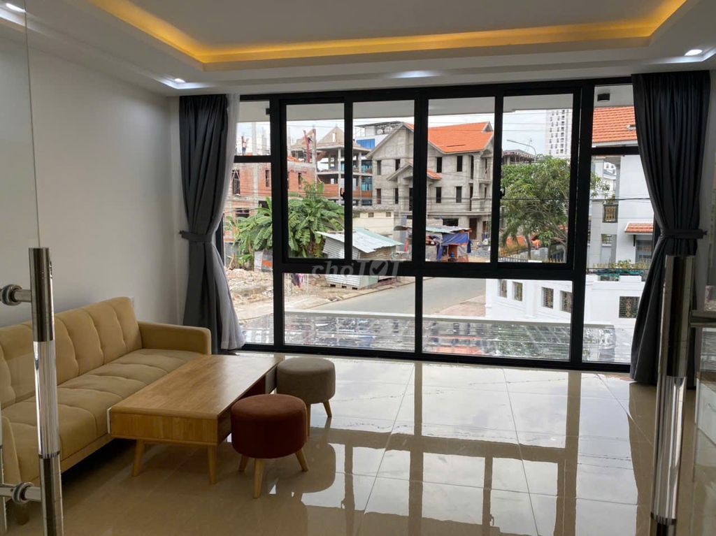 Rent a house on Liên Phường-- nice new house.