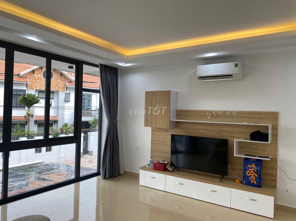 Rent a house on Liên Phường-- nice new house.