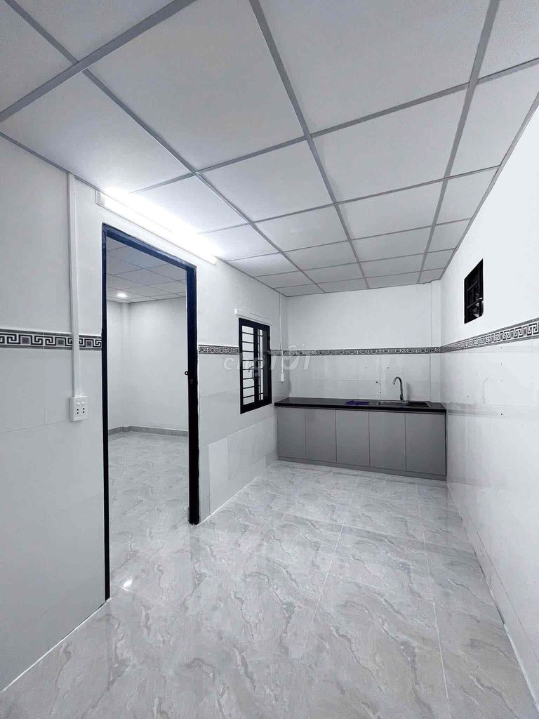 House 1 .1 floor courtyard area 172 meters car alley at 30 Linh Đông.