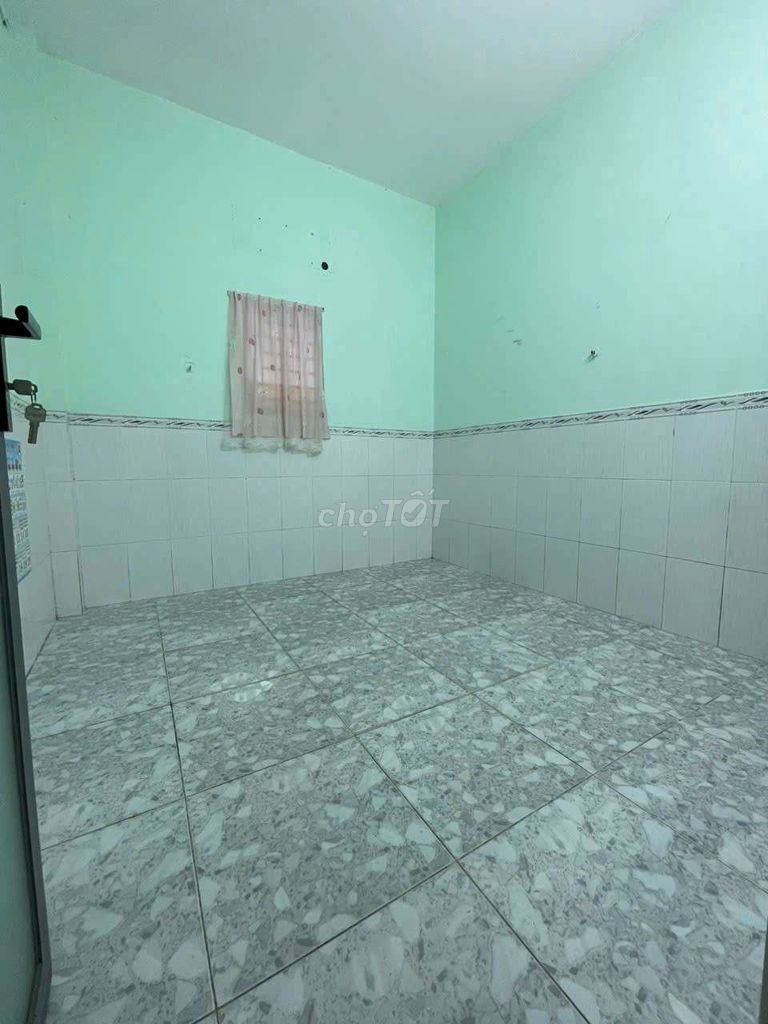 Rent an alley 6M Bình Thới, 11th District. One floor, five bedrooms, two toilets.