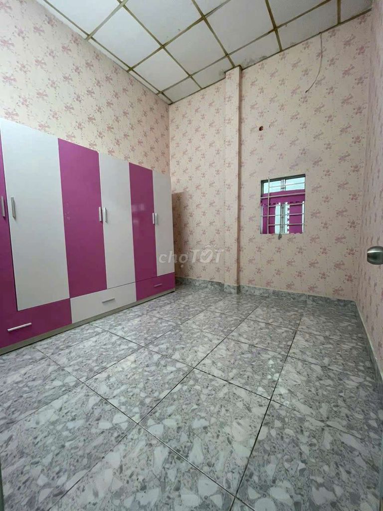 Rent an alley 6M Bình Thới, 11th District. One floor, five bedrooms, two toilets.