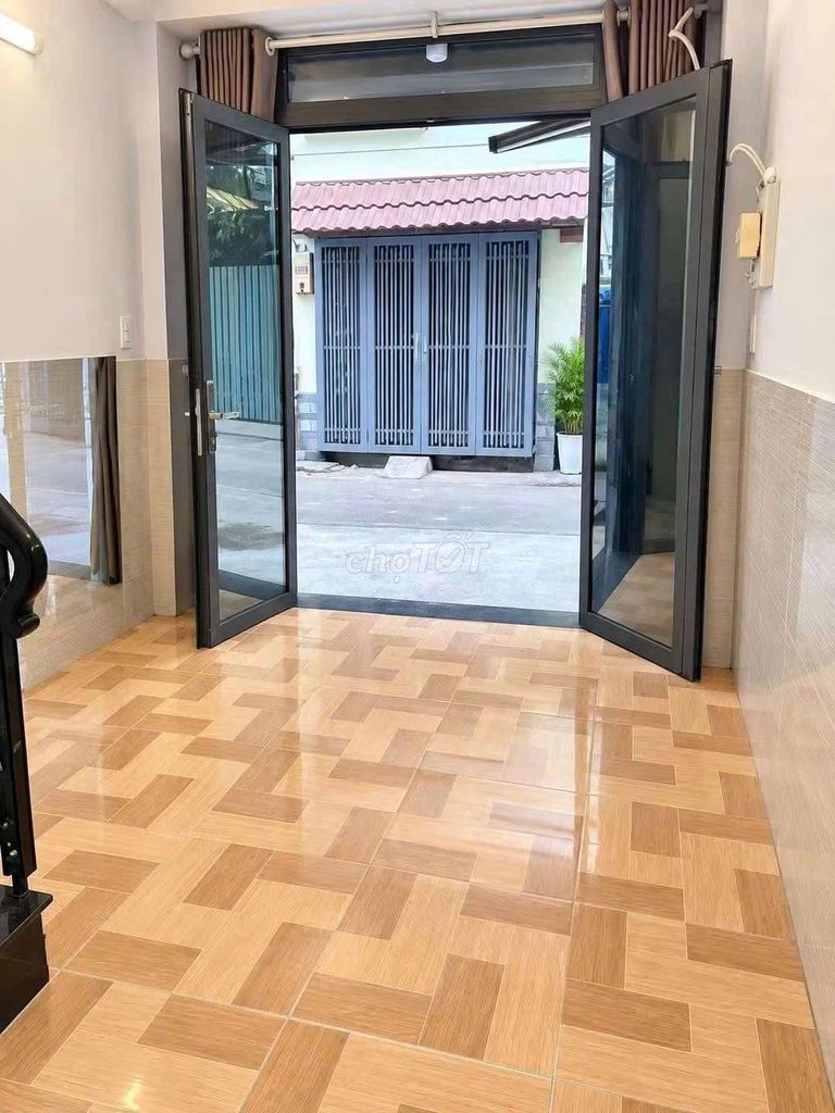 Rent Lê Văn Duyệt two bedrooms, two toilets, 10 million.