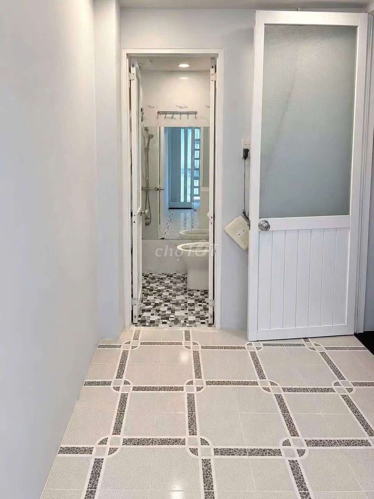 Rent Lê Văn Duyệt two bedrooms, two toilets, 10 million.