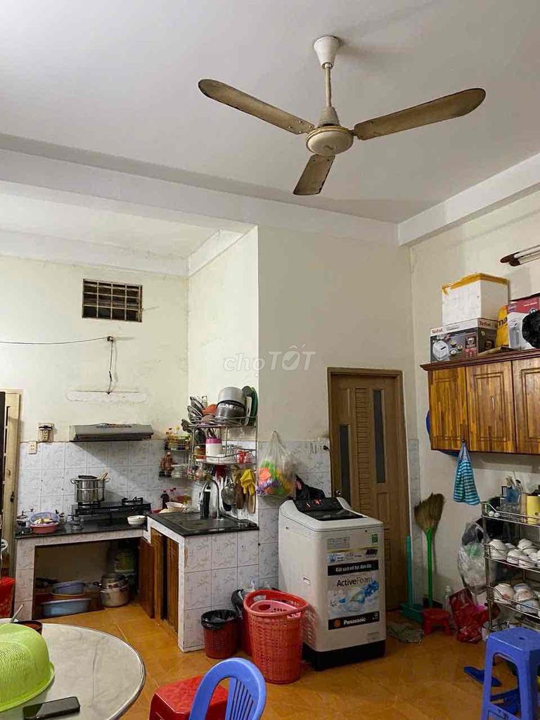 Home to số 27 Street: 4.15 x12 casts a two-story ground, 12 million a month.