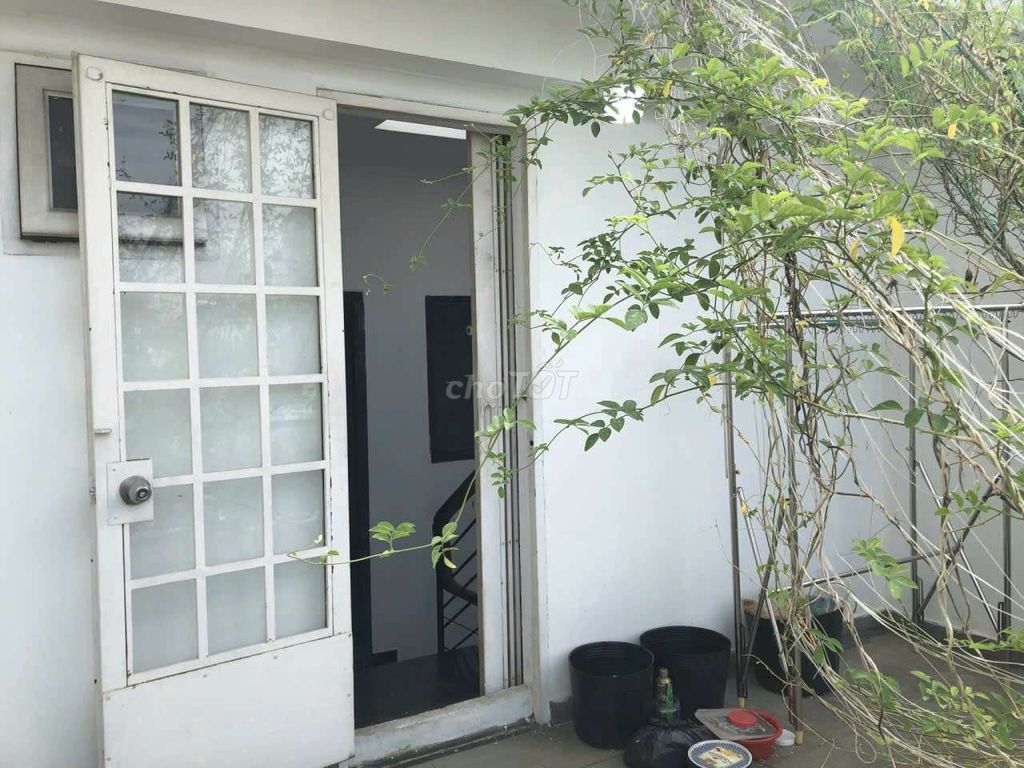 Renting housing combined business