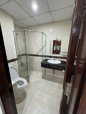 We need to rent a Tạ Quang Bửu apartment area 150 meters, 3 bedrooms, 2 toilets, 15 million