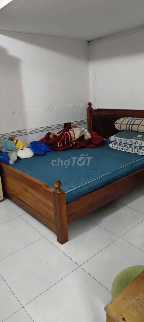 Renting 68 M2 has two bedrooms and a 30-Lâm Văn Bền alley hold.