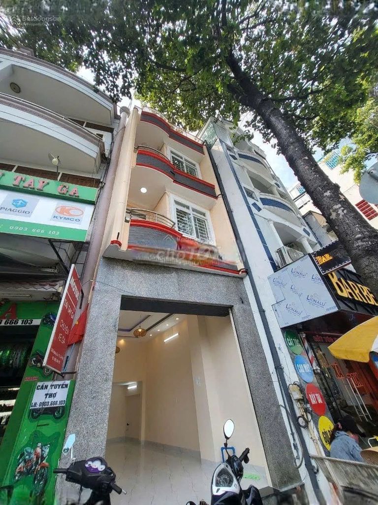 - Qq1105 4 x10 1 3 roof floor 4 bedroom