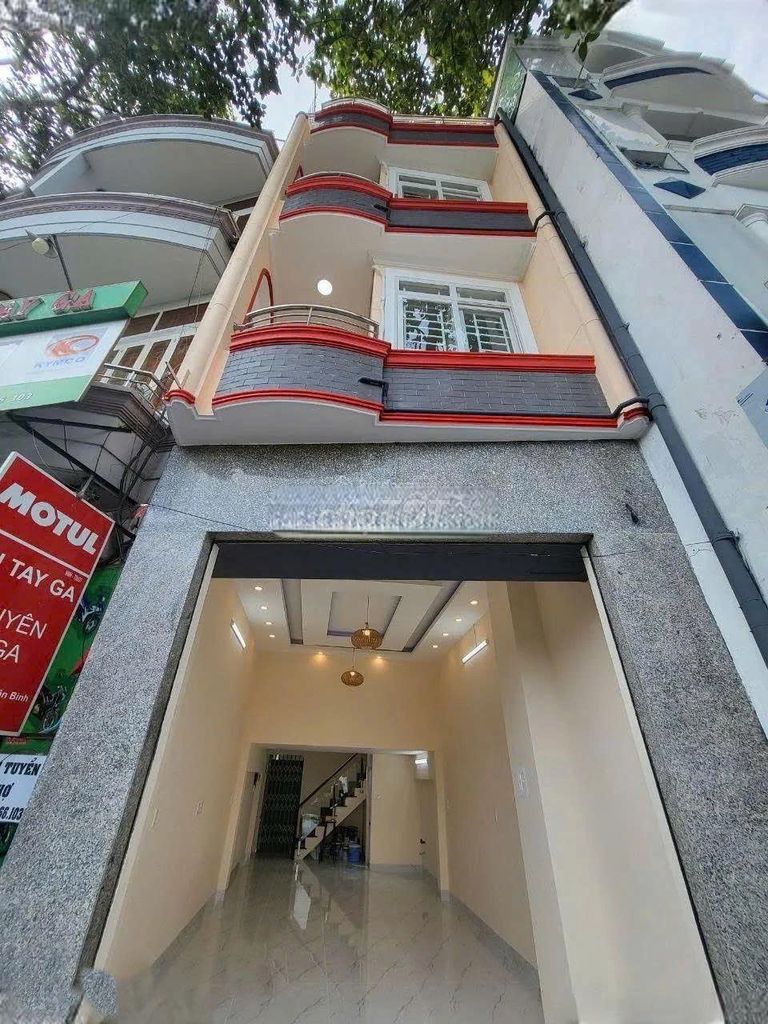 - Qq1105 4 x10 1 3 roof floor 4 bedroom