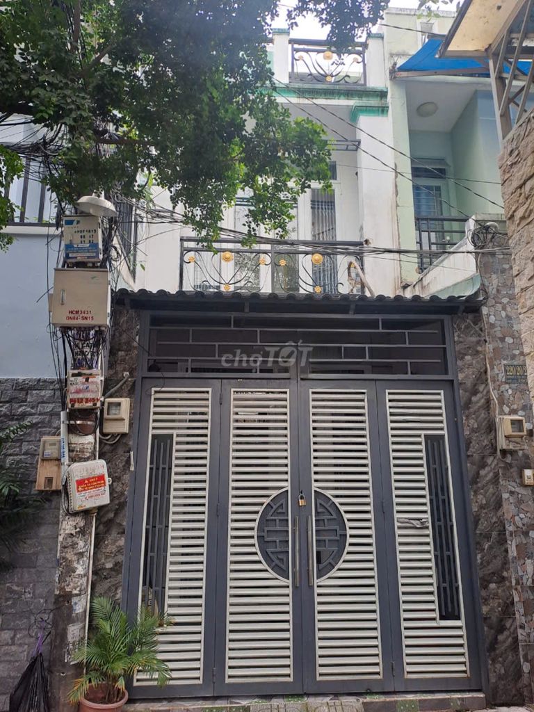Renting a whole new house full of cheap furniture,Gò Vấp