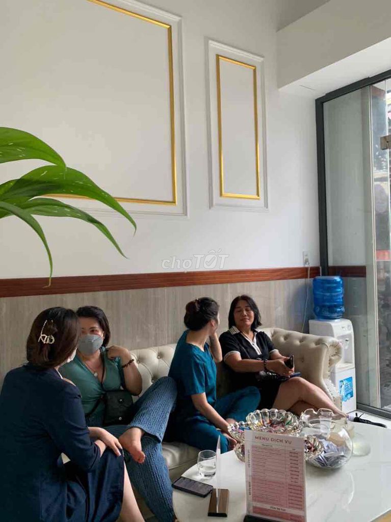 Renting for spa offices, cosmetics, hair, housing, etc.