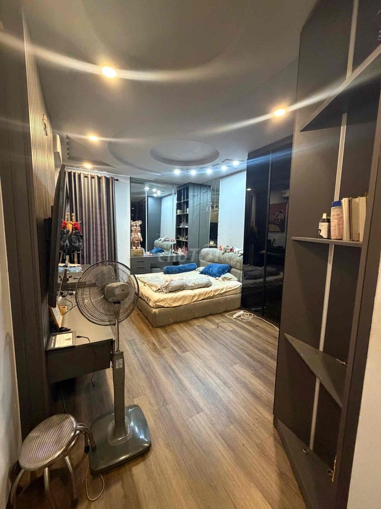 Rent a Mã Lò front house [4*30 ] 3 bedrooms-4 toilets-high toilets