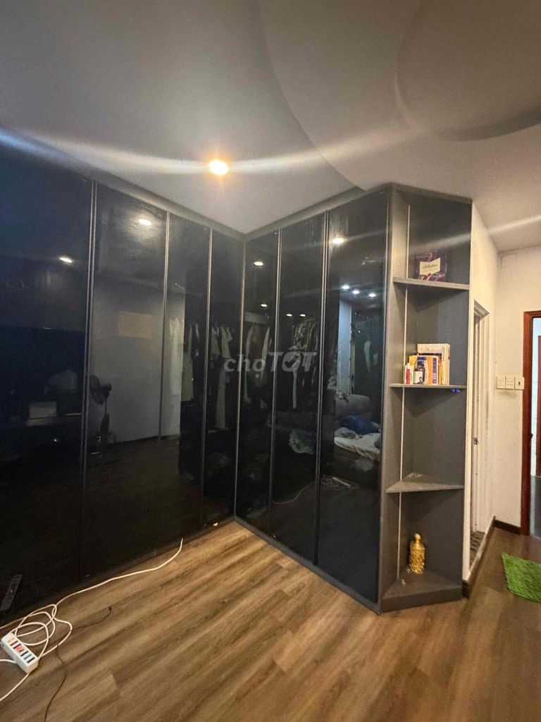 Rent a Mã Lò front house [4*30 ] 3 bedrooms-4 toilets-high toilets