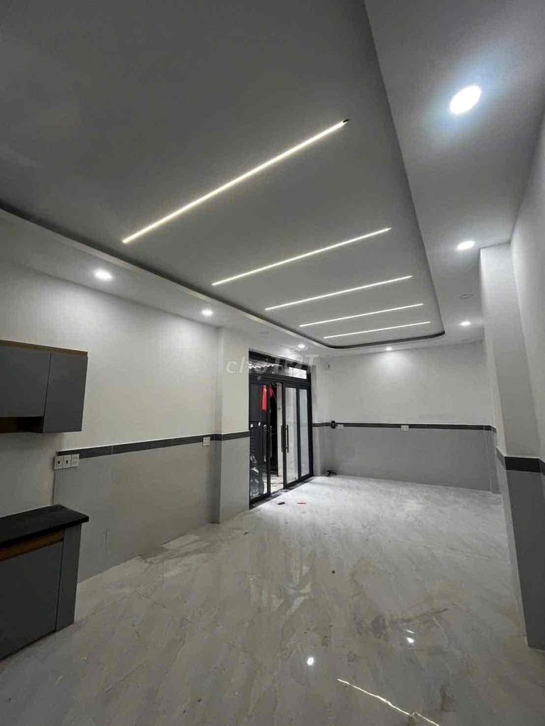 100 percent new house [4 x 1 O] 1st floor (a bedroom, 2 toilets),--Mã Lò esophage