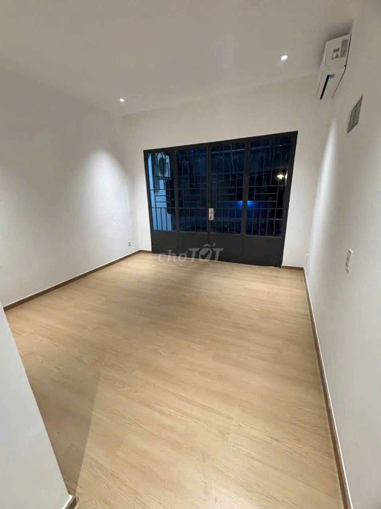 Rent Kênh Tân Hóa - 15 trieu - 2 bedroom - 2 M. Air - near District 11