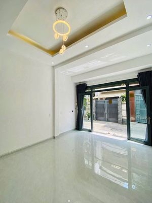 The back alley has three bedrooms to help with -- it's a perfect match for the vpdrey online.