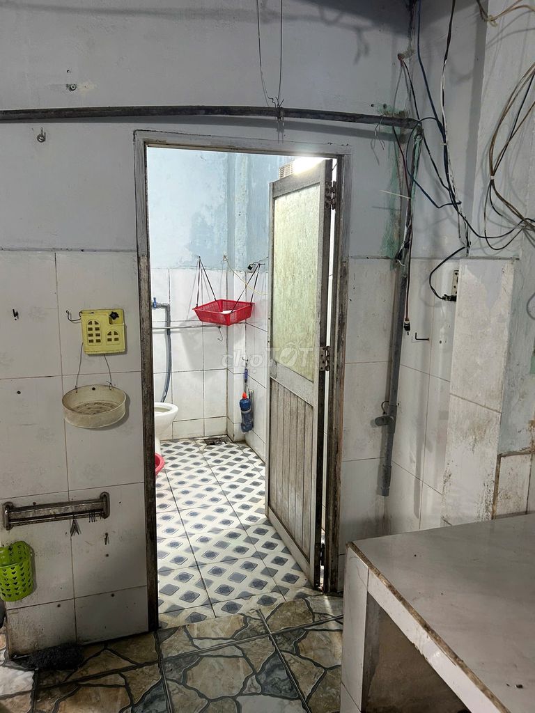 Rent the original house, 3 sleeps, 1 archive, area uses 115 m2, tt Hóc Môn