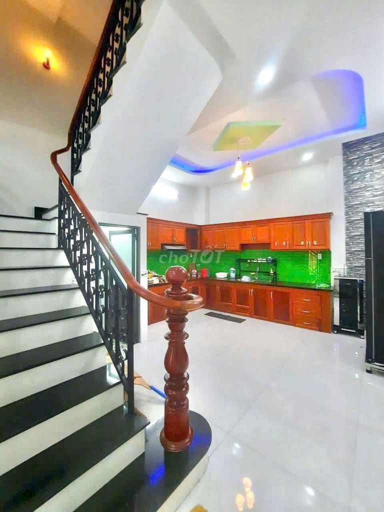 Rent has Chiến Lược - 5-012 M - 4 floors - 4 bedrooms