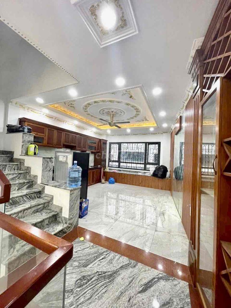 4x16 meters 1 .8 feet plus 3 floors (4 bedroom 5 toilets) 5 meters. Road 2. Bình Tân
