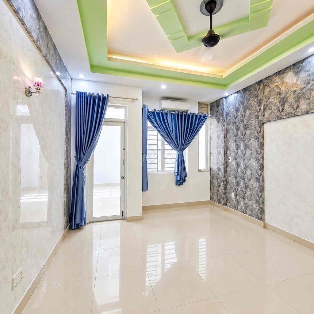 Rent 12 million 4 x 12-4 bedrooms - Oto Field