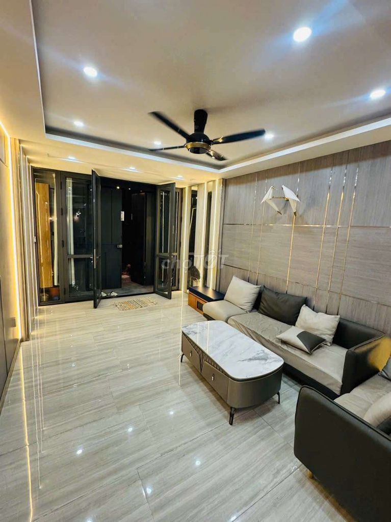 Rent the entire nice 5 bedrooms, 6 toilets, Construts, 59s, 1874 14 Gò Vấp.