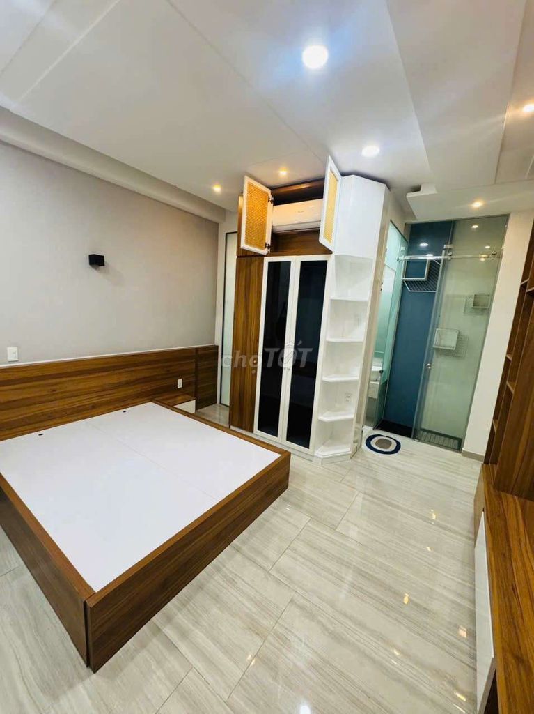 Rent the entire nice 5 bedrooms, 6 toilets, Construts, 59s, 1874 14 Gò Vấp.