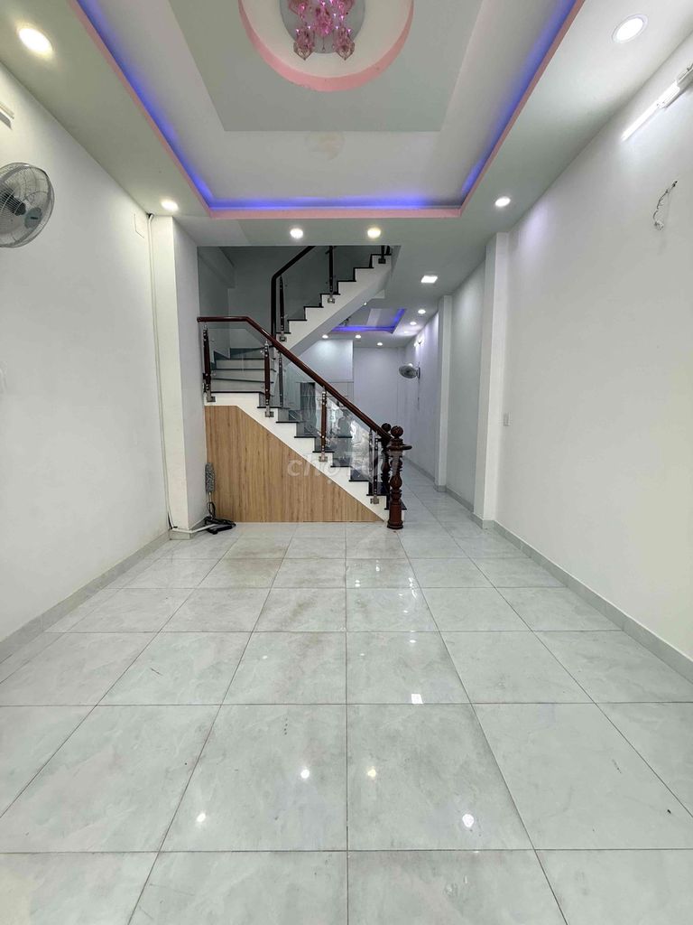 Rent the original house - Dương Quảng Hàm-770 5 Gò Vấp-3 floors