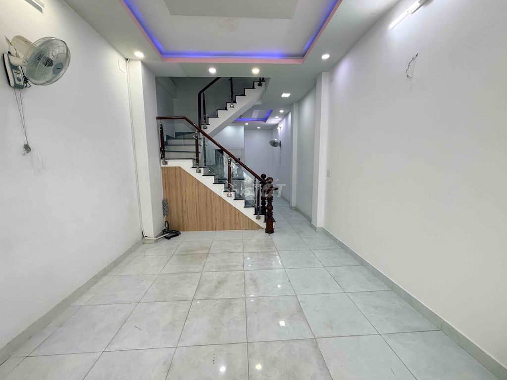 Rent the original house - Dương Quảng Hàm-770 5 Gò Vấp-3 floors