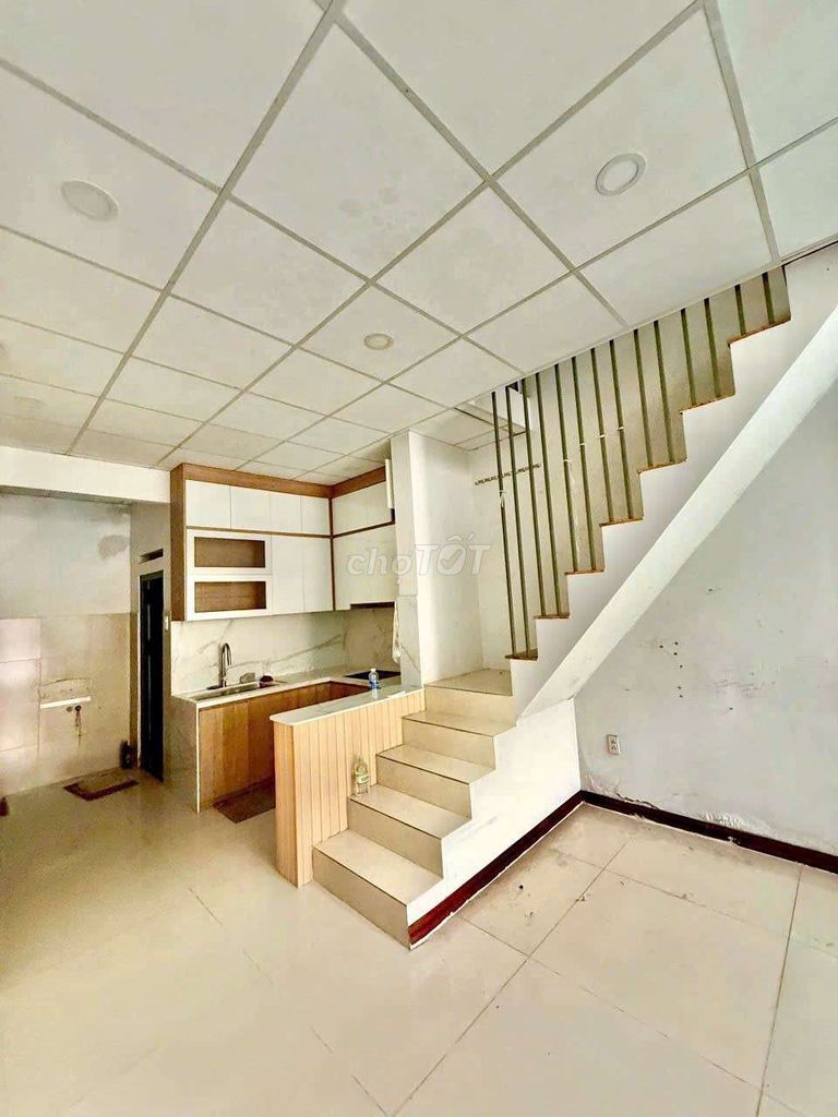 House 44012 meters near cv Git-Aglow - 7 meters carway