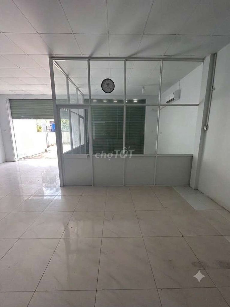 rent area 200 M2-825 M- Way ql1 A 50 M-Bp Bà Điểm- hm