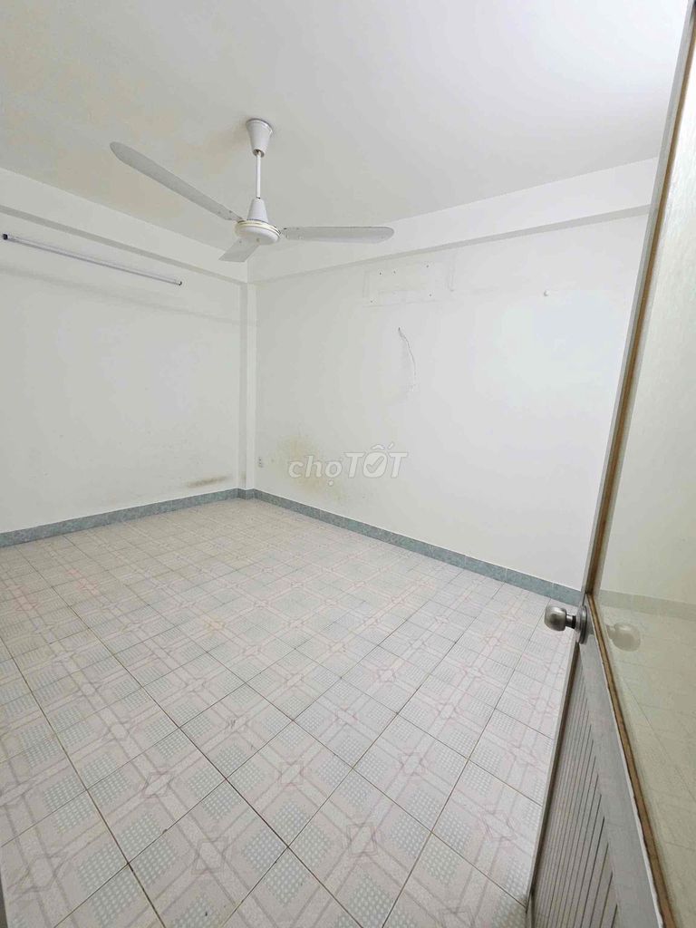 23 million-4 x25 M-5 bedroom-mtkd Thoại Ngọc Hầu, Tân Phú