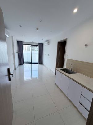 The package of two nice bedrooms, full kitchen and good price-- pick up immediately or run out.