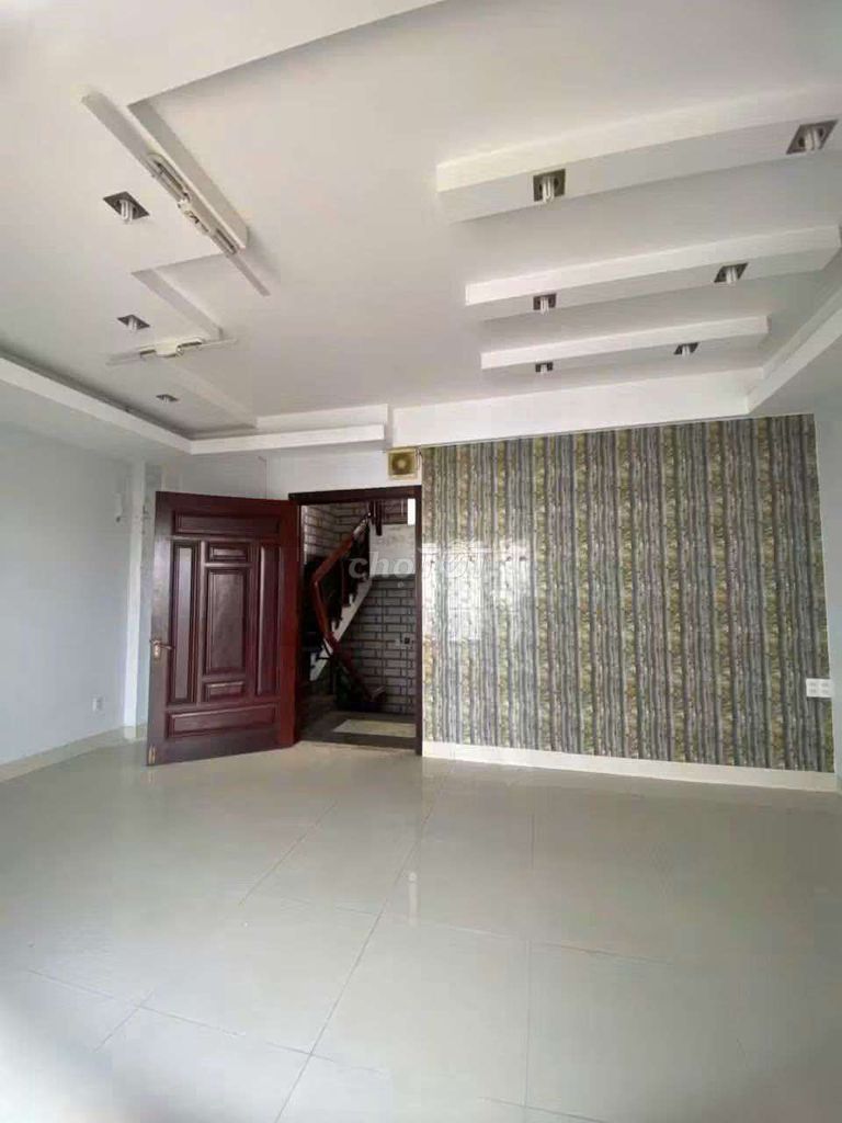 Super villa - (621) 5 bedrooms 6 toilets have a tunnel & steam room