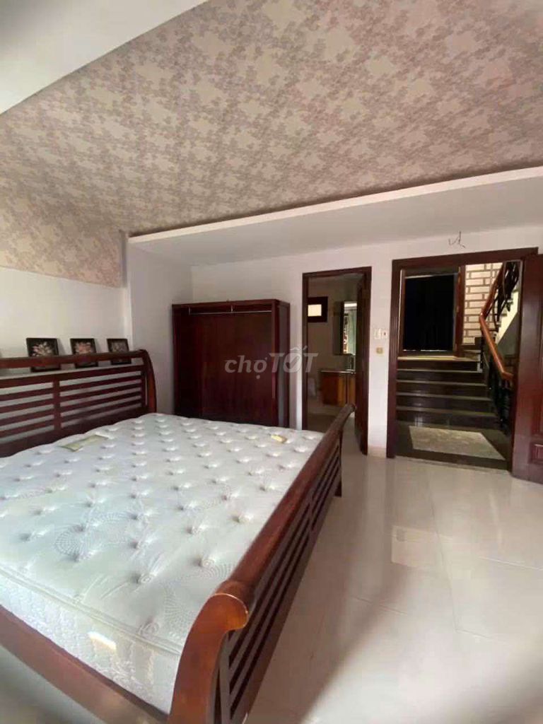 Super villa - (621) 5 bedrooms 6 toilets have a tunnel & steam room
