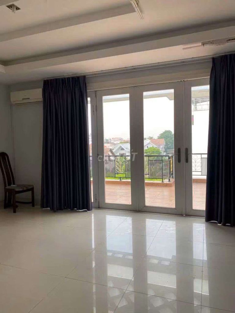 Super villa - (621) 5 bedrooms 6 toilets have a tunnel & steam room