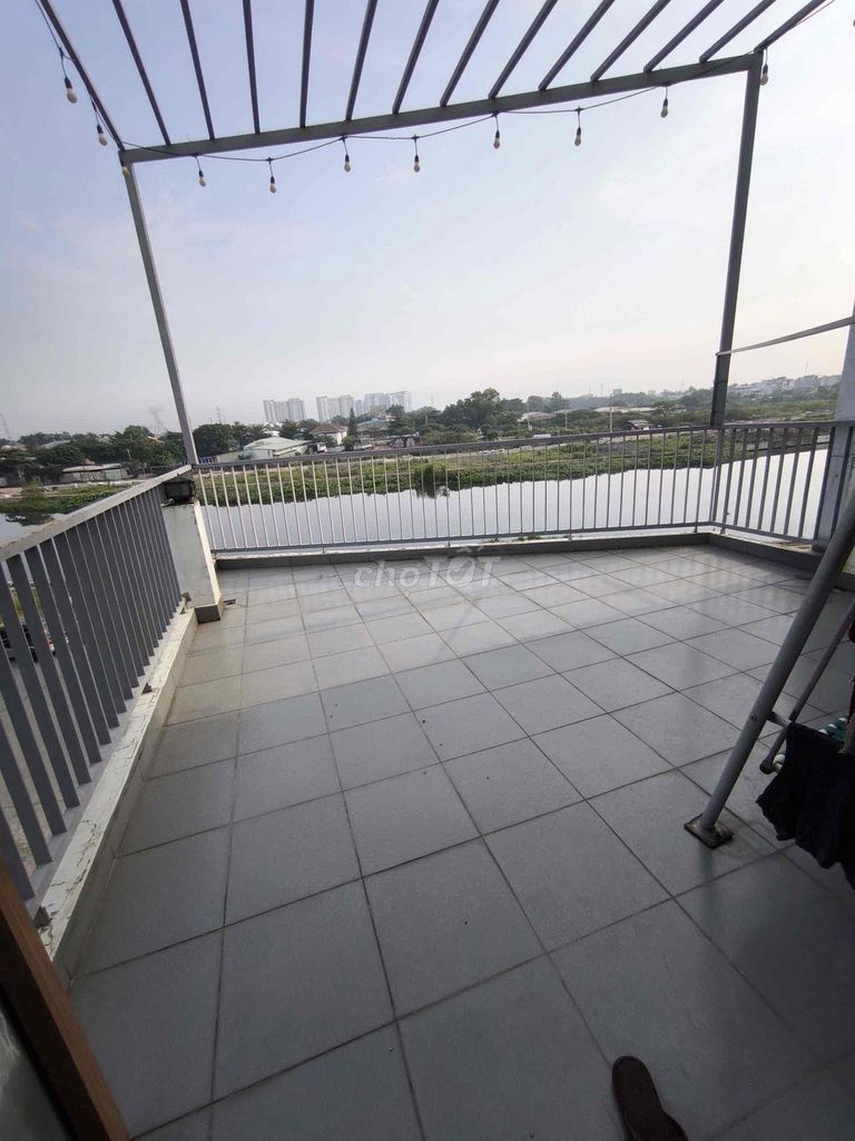 5 meters x 11 cast 3 shots, flatline side, Lê Đức Thọ