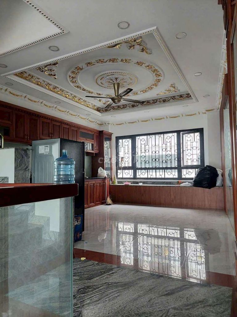 Nice new house, 4 X20) 4 bedroom 5 toilets