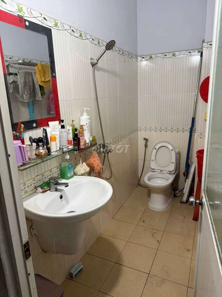 Rent Gò Xoài-- 18th Street D-- 13th trieu-four bedroom-- car alley.