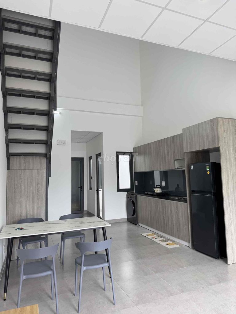 Renting a two-room apartment full of furniture at law school.