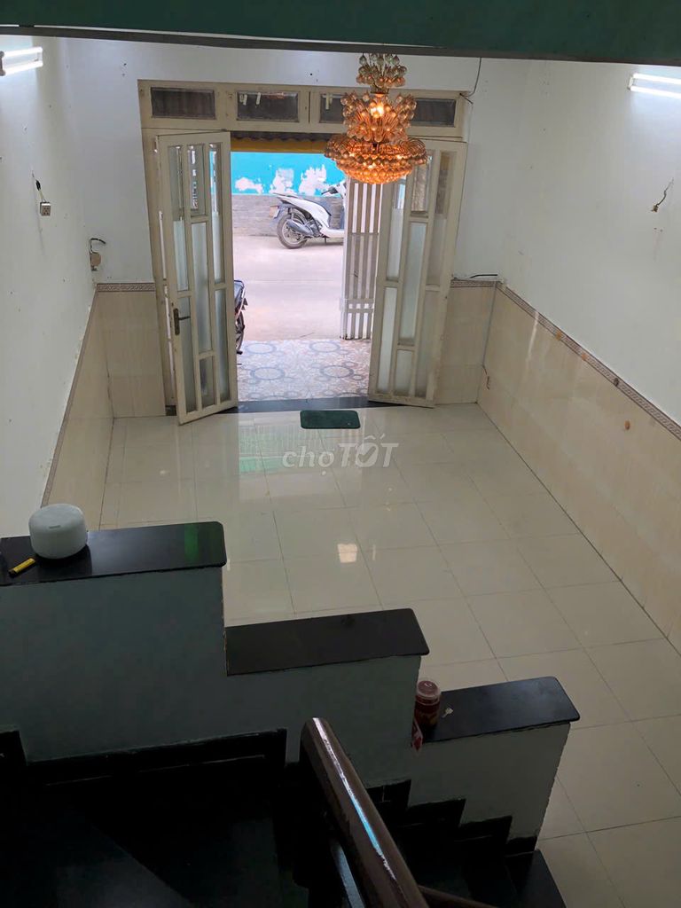 4 x20 meters, 1 L,2 Bình Trị Đông bedrooms at 11 million a month.