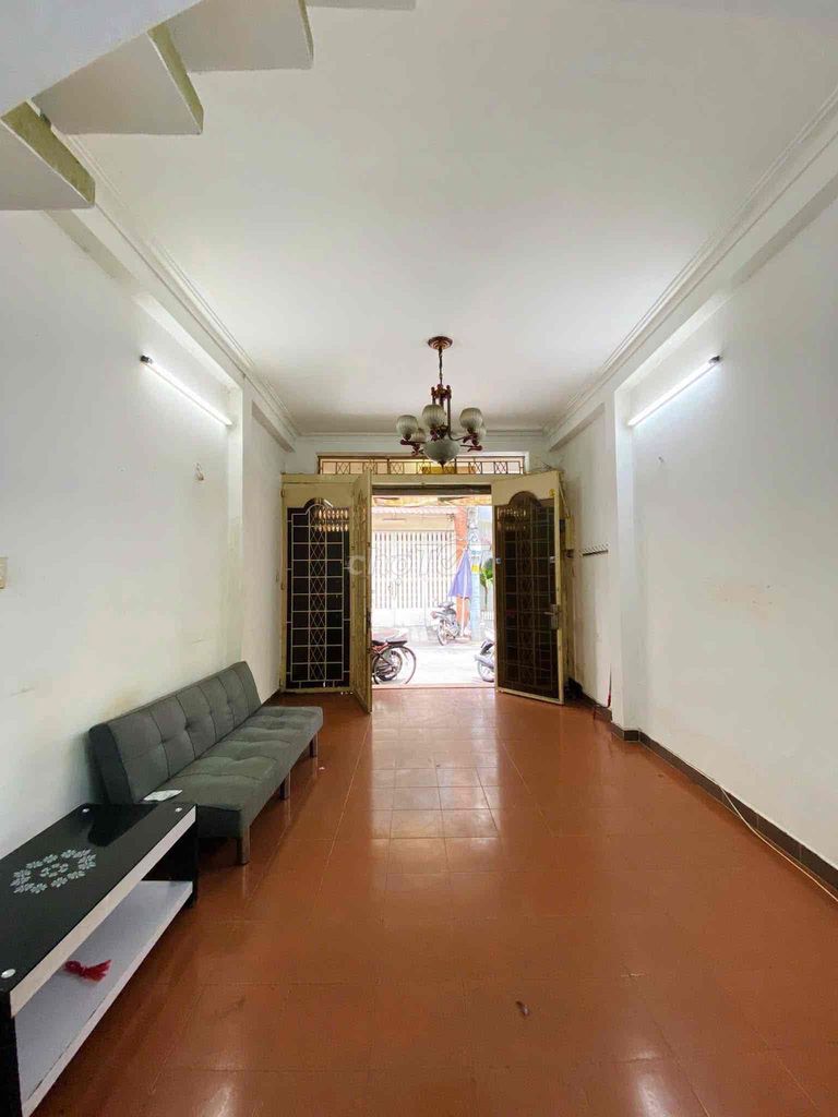 Huỳnh Văn Bánh alleys - area 4 x 11 meters - 3 bedroom 3 toilets