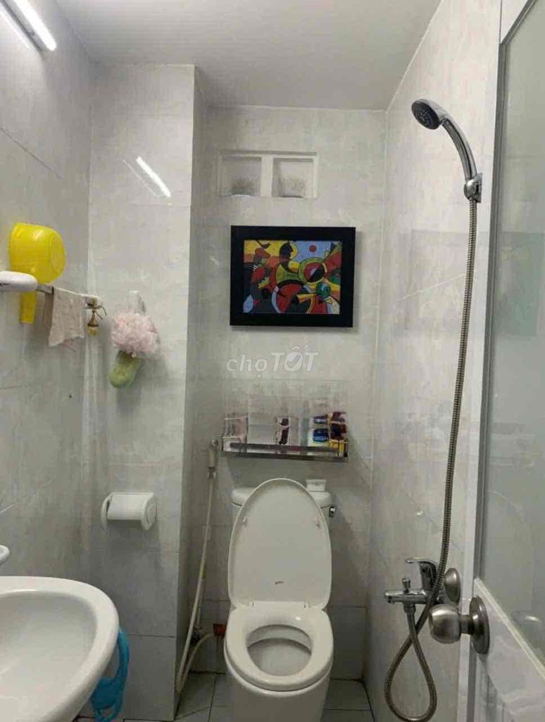 Rent a whole house full of furniture. 4 x12 meters 4 bedroom 3 Nghĩa Phát 7000 toilet 6 tb