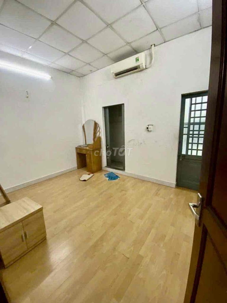 Home 2 Air Machine 4 x 15 m. 1 .50 M. M. M. Hương Lộ 3 area