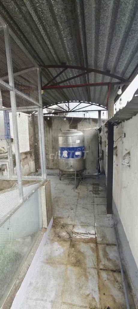 Rent an alley 571/ Phạm Văn Bạch.