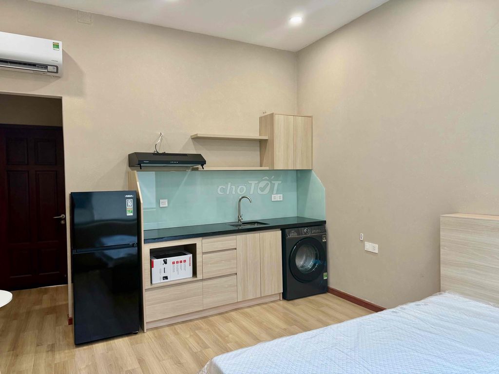 A service apartment for renting 190 Nguyễn Gia Trí