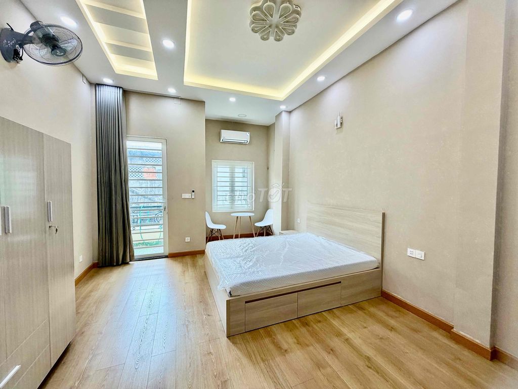 A service apartment for renting 190 Nguyễn Gia Trí