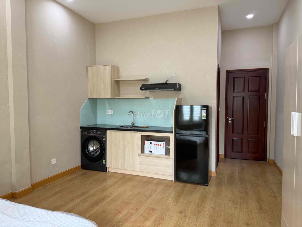 A service apartment for renting 190 Nguyễn Gia Trí